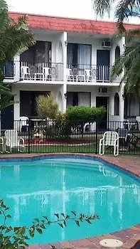 Tower Court Motel - Adults Only Haven Hervey Bay