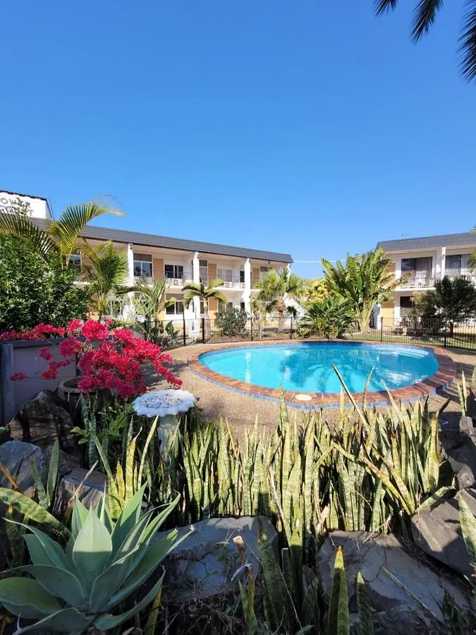 Tower Court Motel - Adults Only Haven Hervey Bay Australia