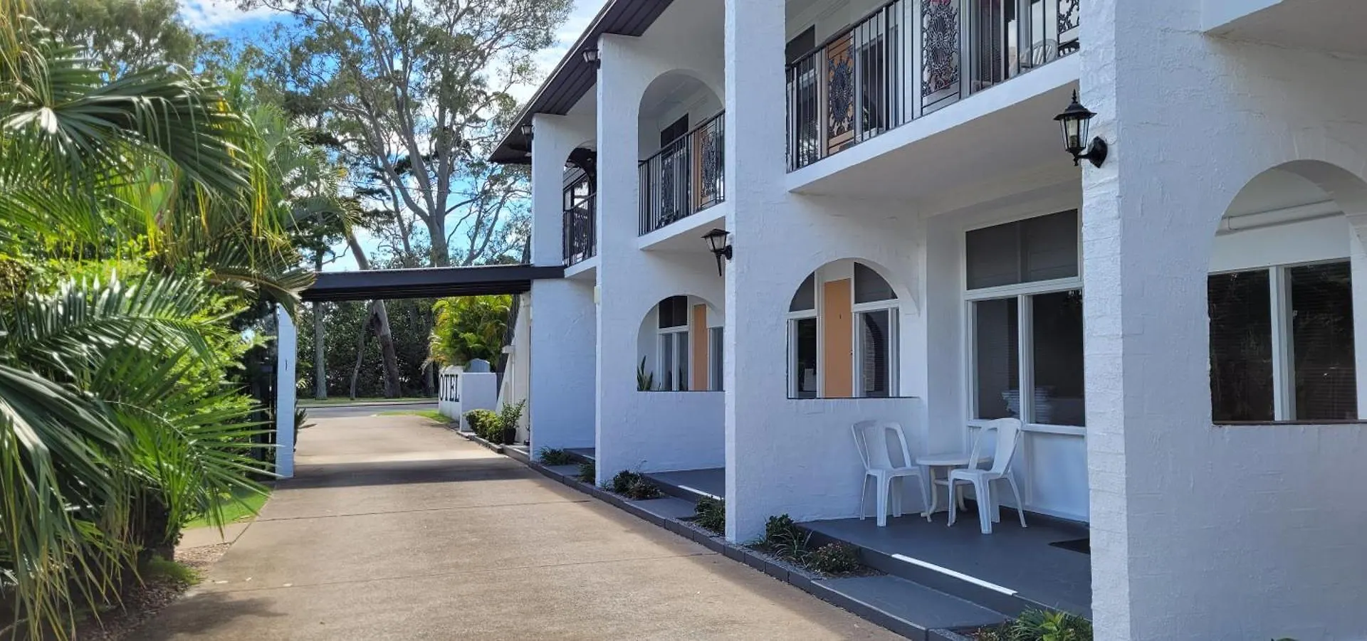 Tower Court Motel - Adults Only Haven Hervey Bay Australia