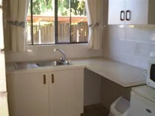 Tower Court Motel - Adults Only Haven Херви-Бэй